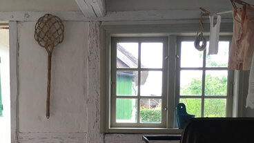 Tæppebanker på Frilandsmuseet