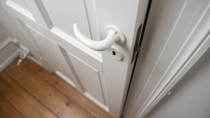 Reparation og vedligeholdelse af indvendige døre