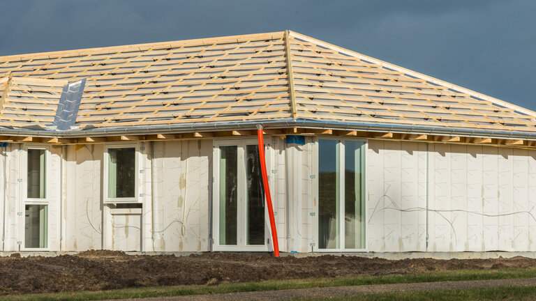 Nybyggeri – hus er i gang med at blive opført
