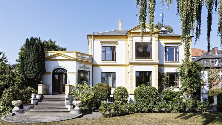 Købmandens villa står som i gamle dage – næsten